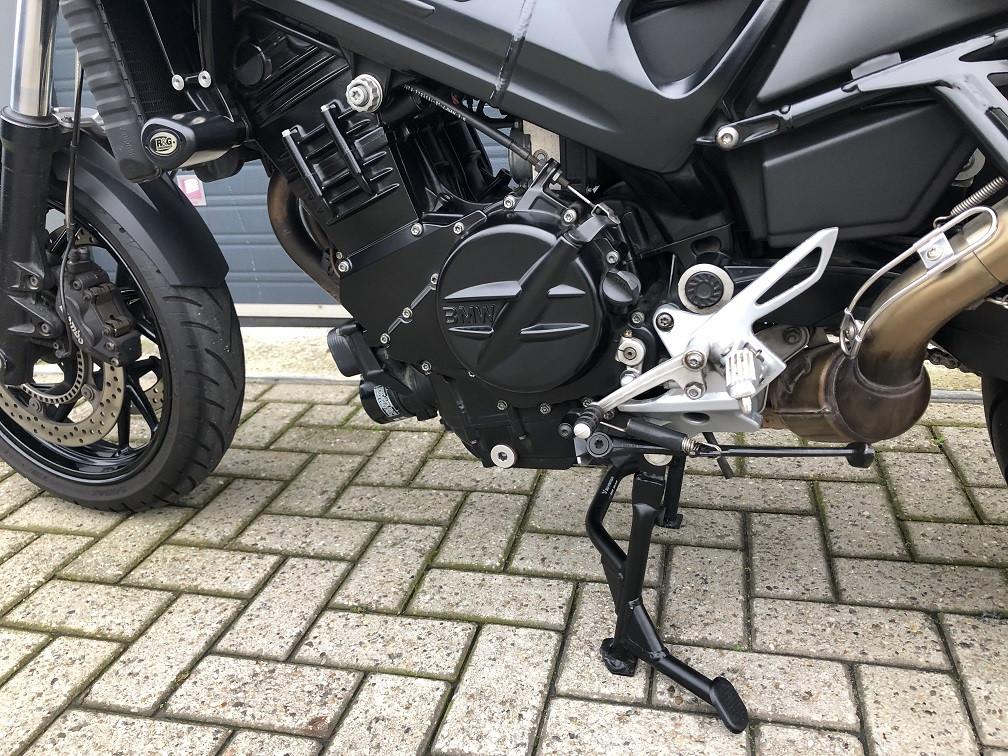 Mooie en complete BMW F800R uit 2010, 45 dkm, kofferset etc, rijklaar €4250