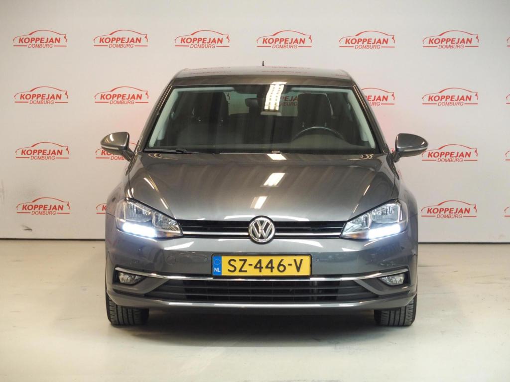 Volkswagen Golf 1.0 tsi comfortline business|stoelverwarming|all season ban