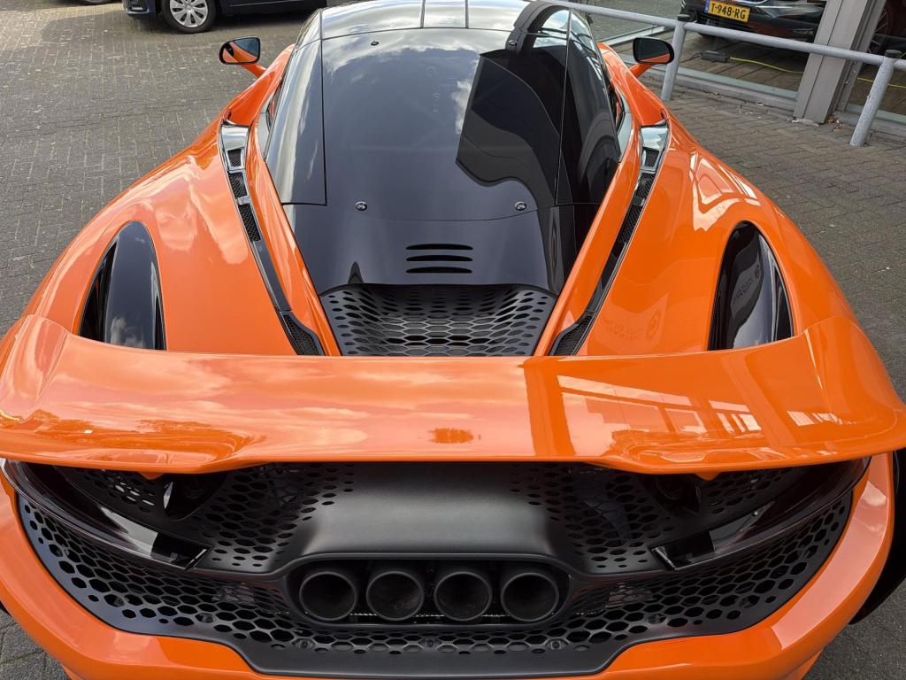 Mclaren 765lt 4.0 v8 mso clubsport pack | senna brakes | full carbon pack |