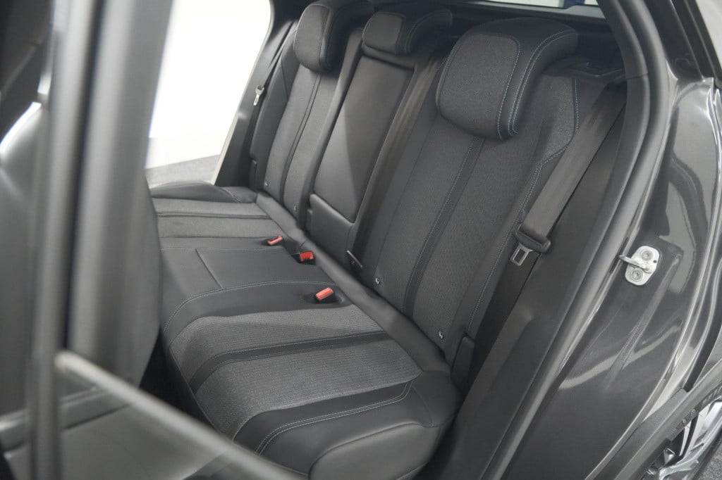 Peugeot 3008 1.6 hybrid 225 allure pack business | camera | navigatie | app