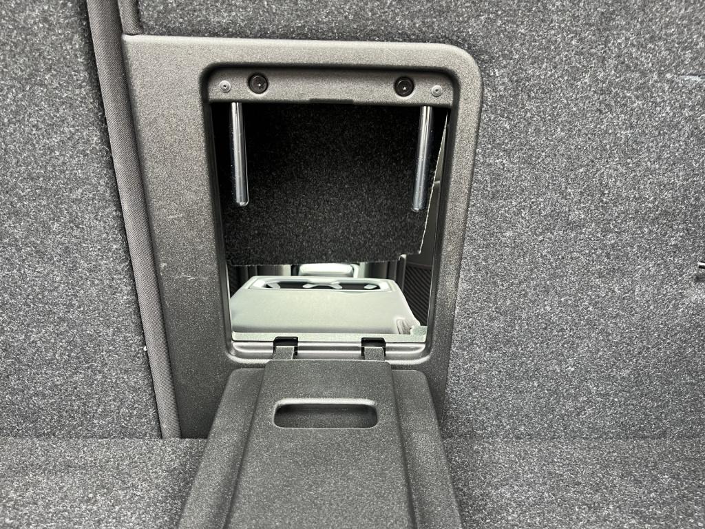 Volvo XC40 1.5 t4 recharge r-design 210 pk panorama