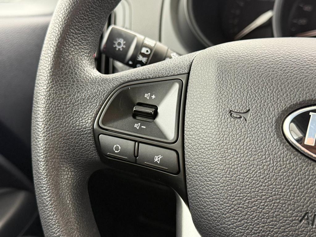 Kia Rio occasion 1.2 cvvt plus pack | wit | tweedehands kia rio | airco | u