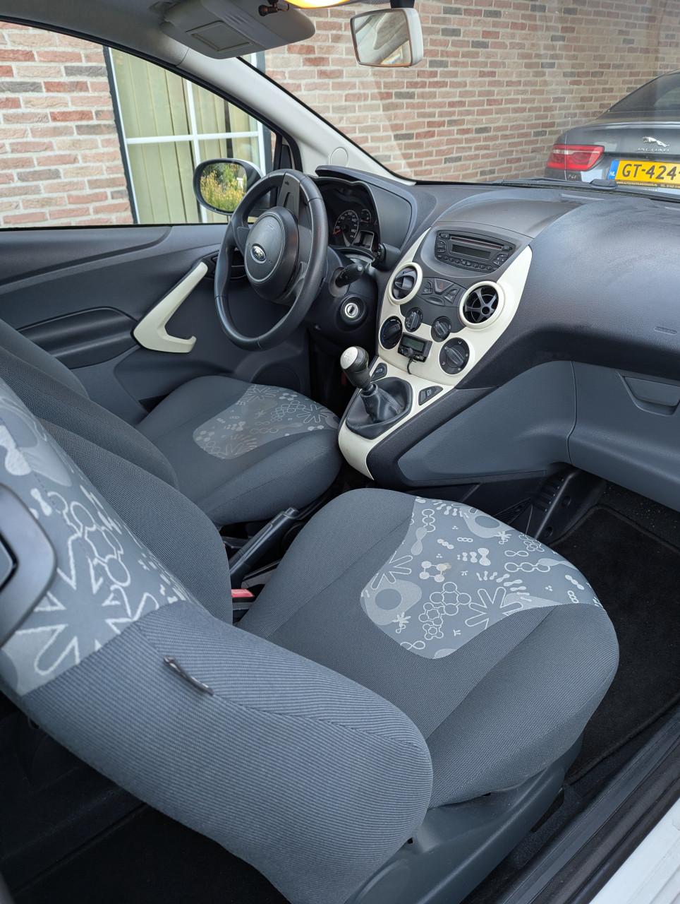 Ford Ka 1.2 Cool & Sound | Slechts 36.975 km | Airco | 2e eigenaar