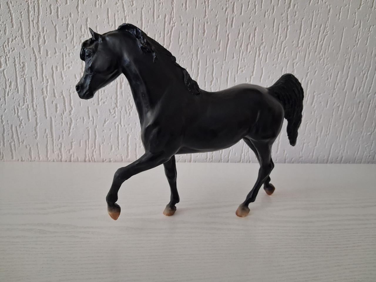 Breyer The Black stallion paard