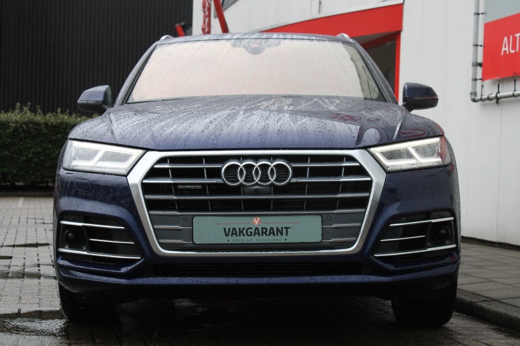 Audi Q5 45 tfsi quattro s edition full options