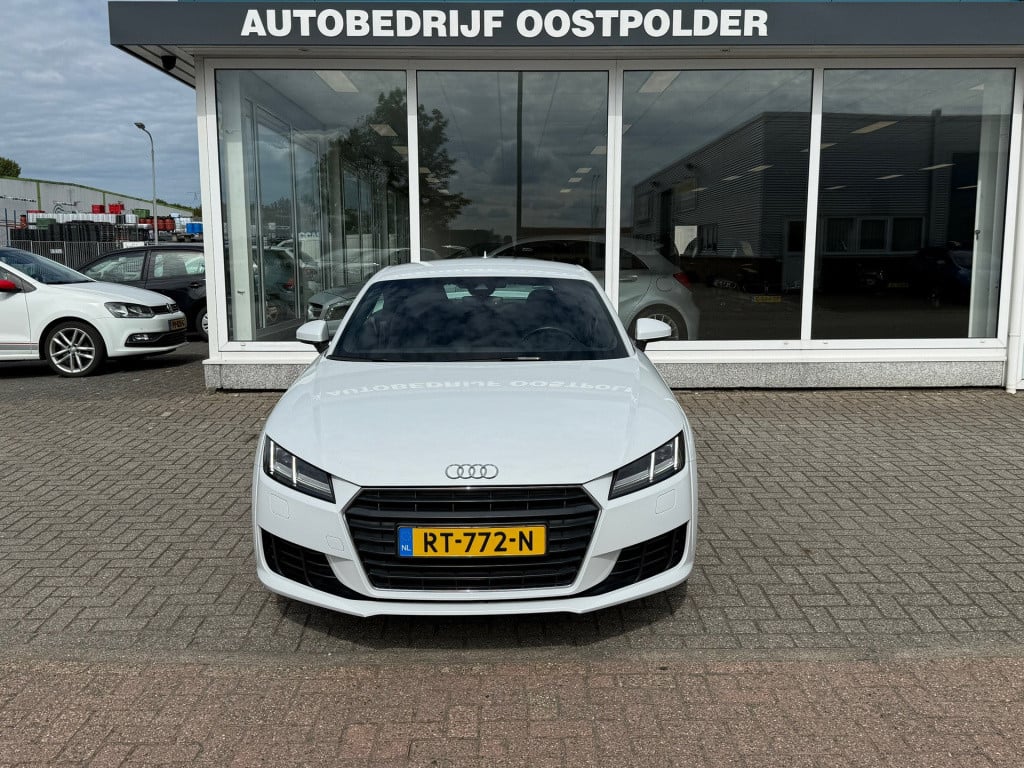 Audi TT 2.0 tfsi pro line +