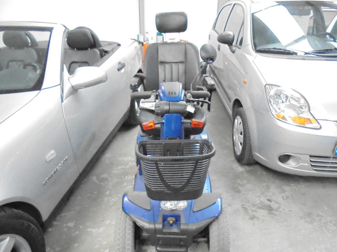 Te Koop een Schootmobiel Élégance  + serie  € 450