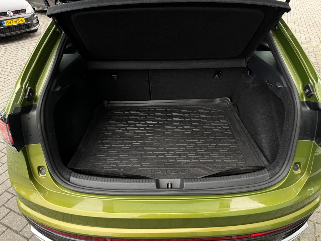 Volkswagen Taigo 1.0 tsi r-line - pano - 1e eigenaar * dsg