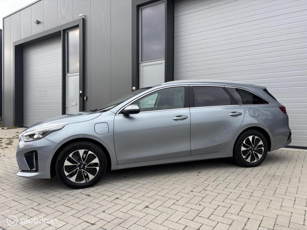 Kia Ceed Sportswagon 1.6 gdi phev dynamicplusline