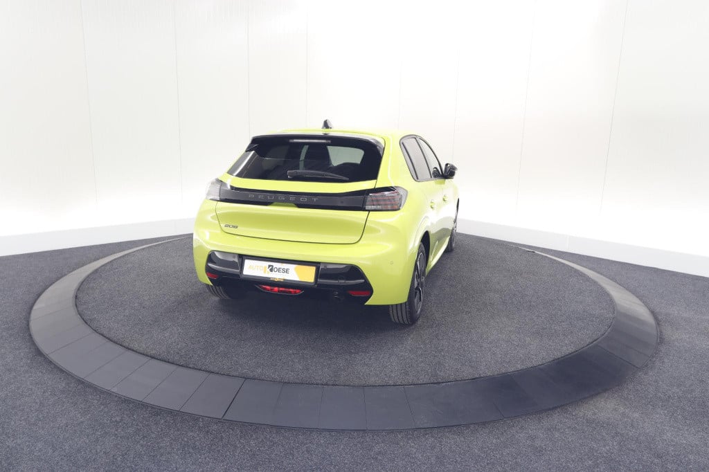 Peugeot 208 puretech 100 allure | parkeersensoren | apple carplay | climate