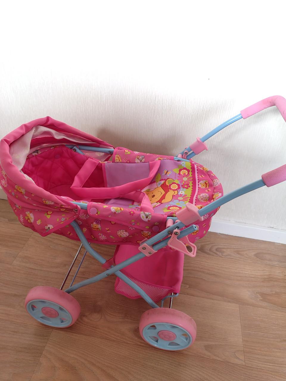Poppen wagen