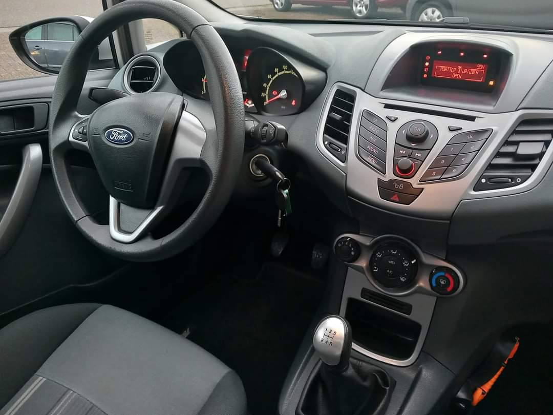 Ford Fiesta 1.25 Trend 3deurs bj:2009 airco