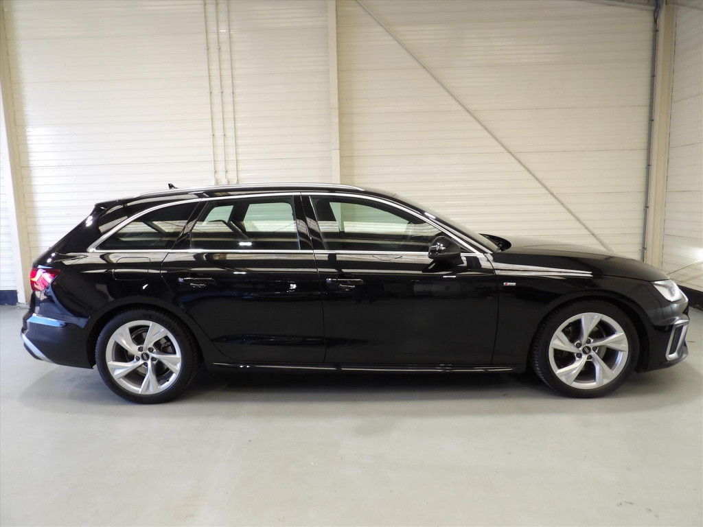 Audi A4 35 tfsi 150pk mhev s tronic s line