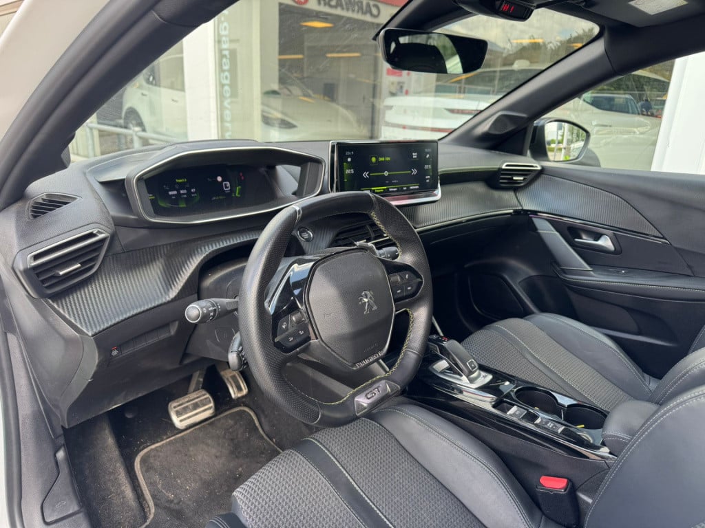 Peugeot 208 1.2 puretech gt