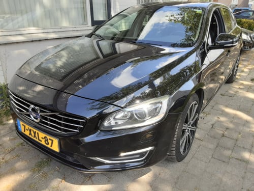 Volvo V60 2.4 D6 AWD Plug-In Hybrid Summum Automaat