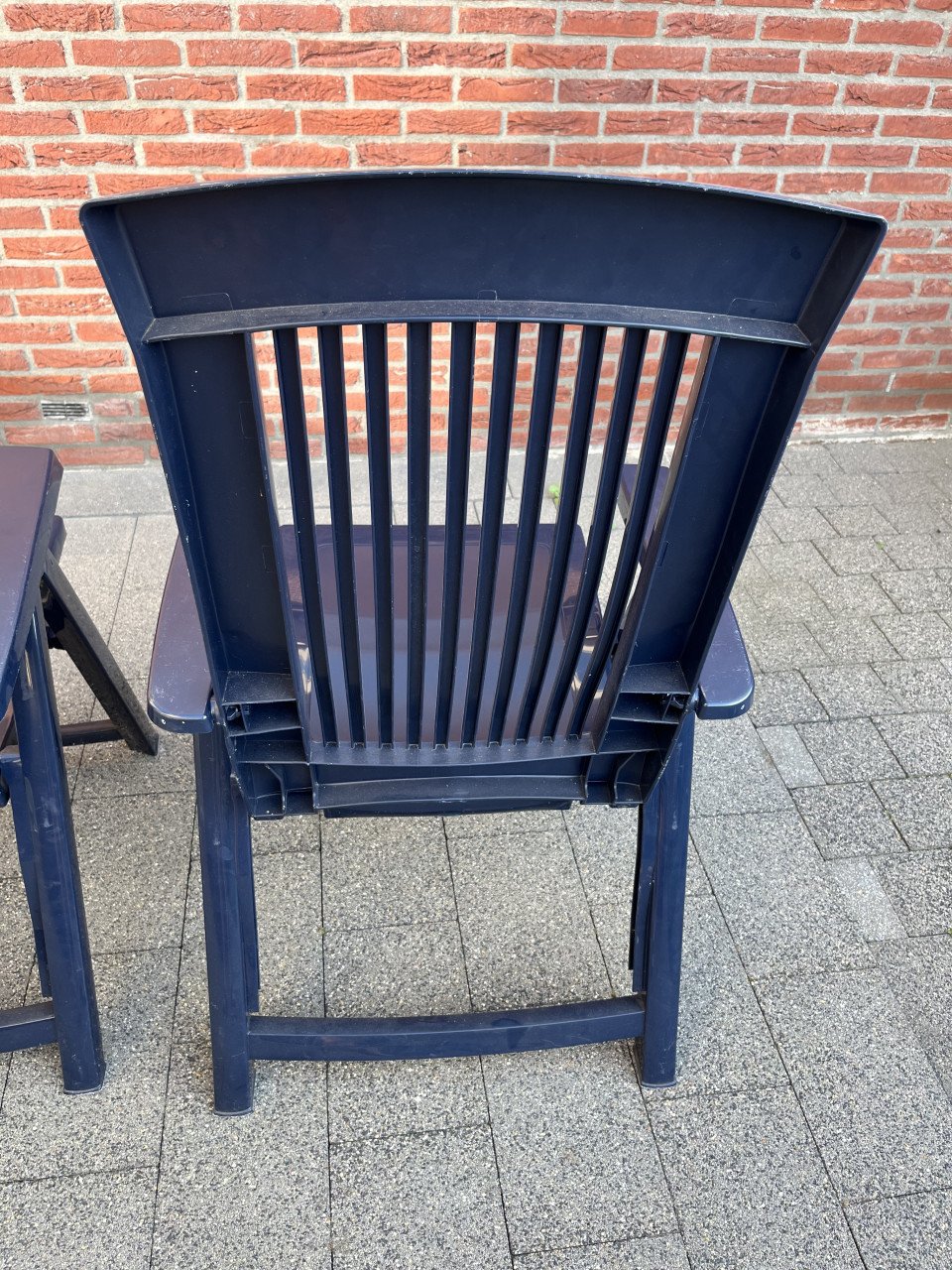 Twee Jardin verstelbare tuinstoelen