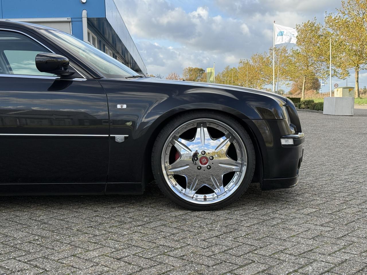 Crysler 300c 5.7 Hemi V8 - BTW auto - Youngtimer