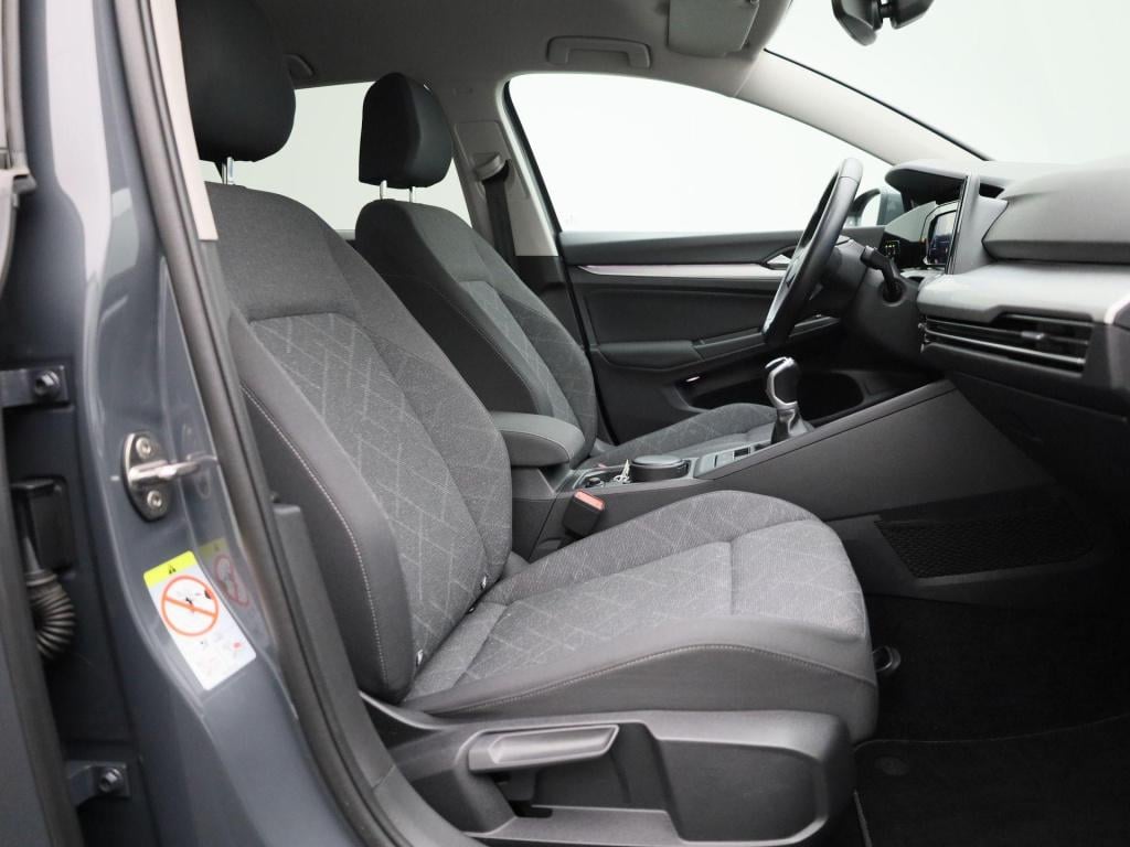 Volkswagen Golf 1.5 tsi life | navigatie | apple carplay / android auto | c