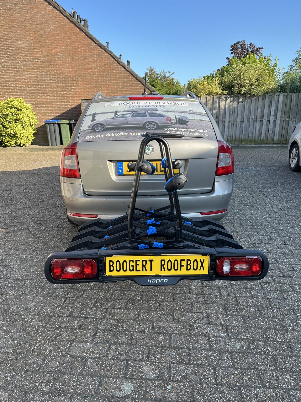 Fietsendrager voor 4 fietsen te huur
