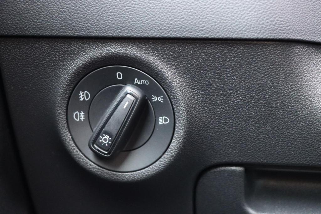 Skoda Karoq 1.5 tsi act sportline business