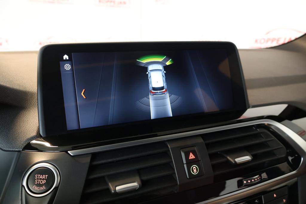 BMW X3 xdrive20i high executive nl auto, pano, trekhaak, stoelverw, led, el