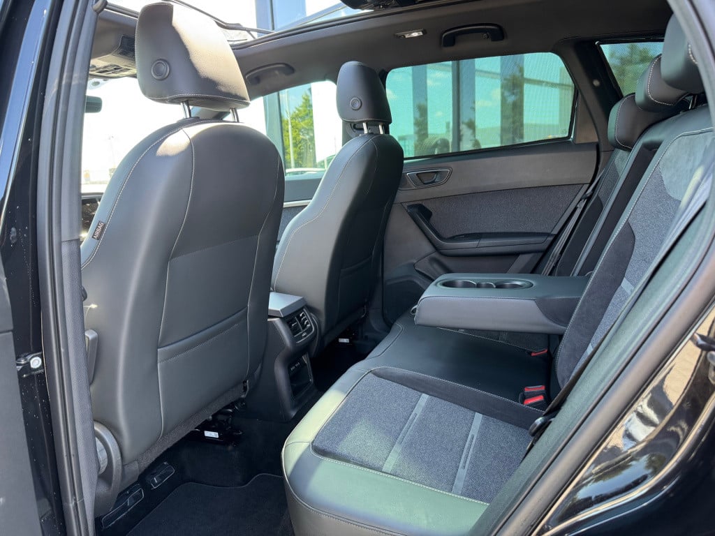 Seat Ateca 1.5 tsi xperience * panoramadak * trekhaak * keyless * virtual c