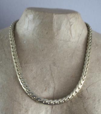 Goudkleurige ketting