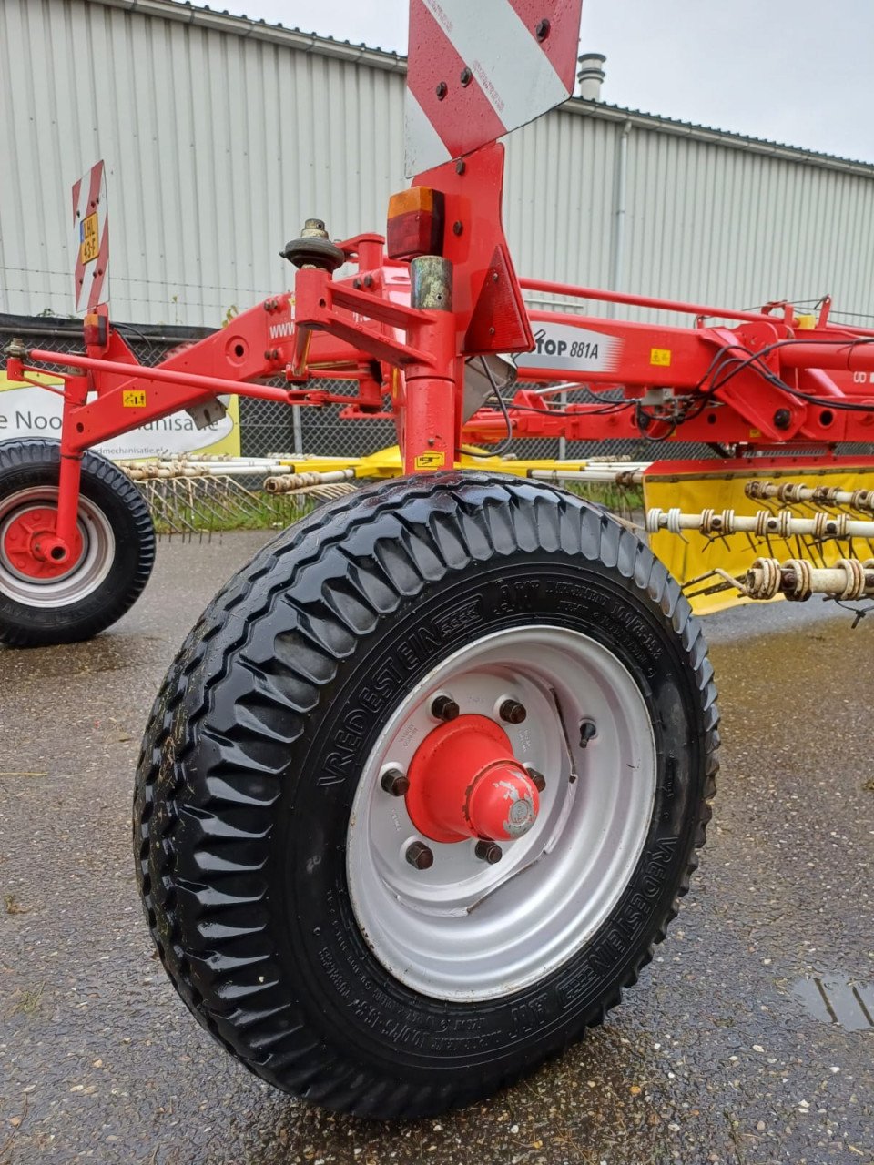 Pottinger Type:Top 881 A Bouwjaar:2012 Werkbreedte:8.80