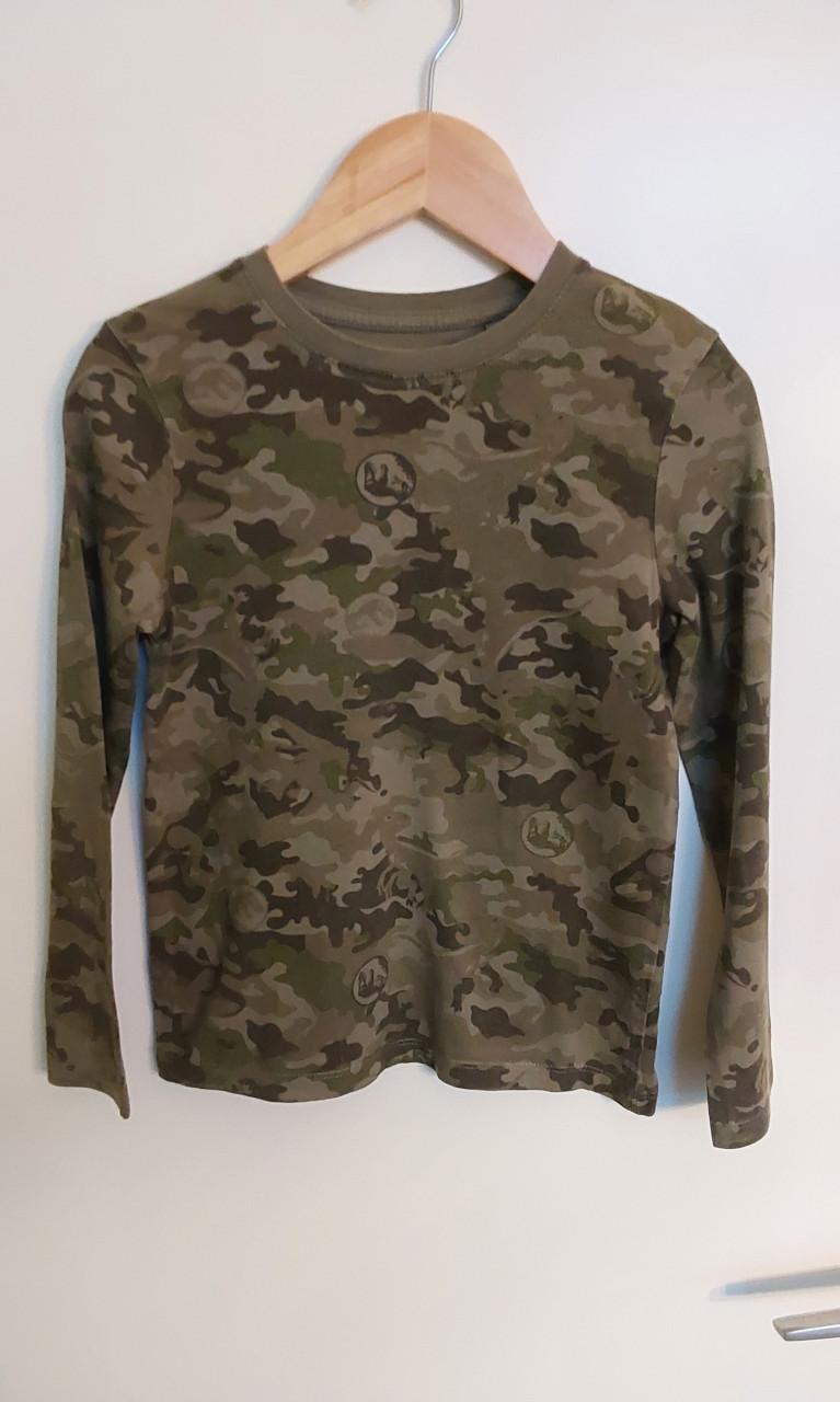 Longsleeve van het merk C&A in maat 122