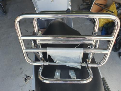 Croom bagagerek ( klaprek) scooter