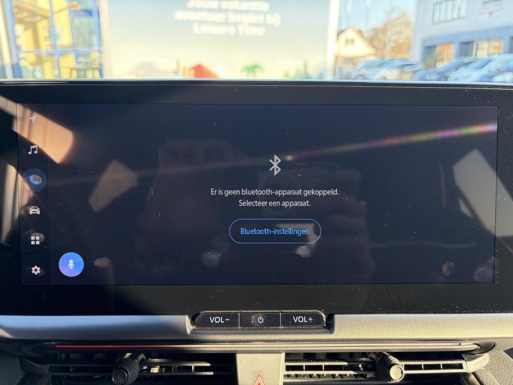 Toyota C-hr 1.8 hybrid 140 executive | trekhaak |