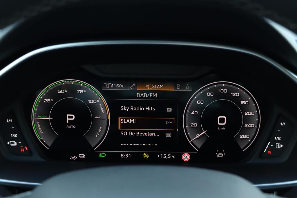 Audi Q3 sportback 45 tfsi e s edition 245pk s-tronic | soh 97,8% |