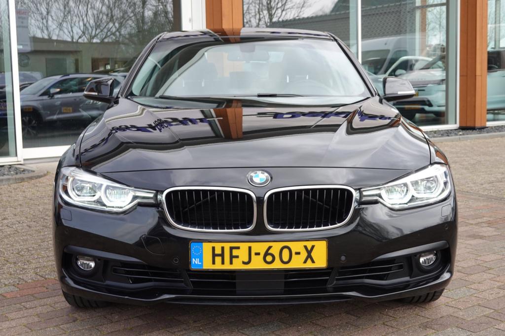 BMW 3-serie 320i executive
