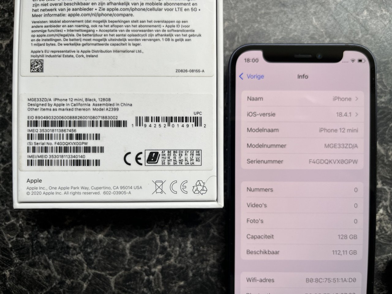 Apple iPhone 12 Mini 128GB Zwart compleet met lader en hoesje 165€
