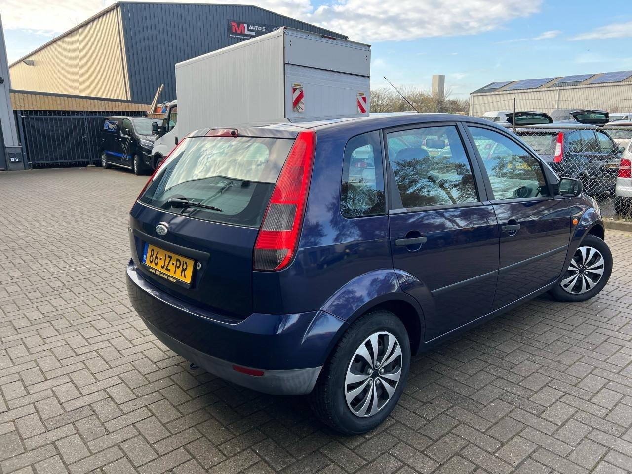 Ford Fiesta 1.3 Core 143.186KM Jaar Apk