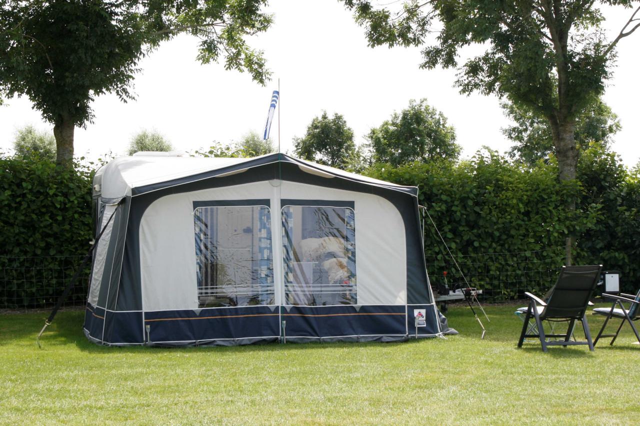 TE KOOP  caravan  Beijerland 2000 type Vitesse 400-2