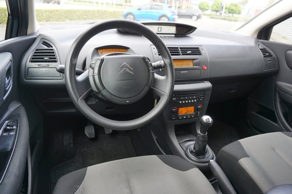 Citroen C4 1.6-16v ligne business climate / elektr. ramen / cruise / nap