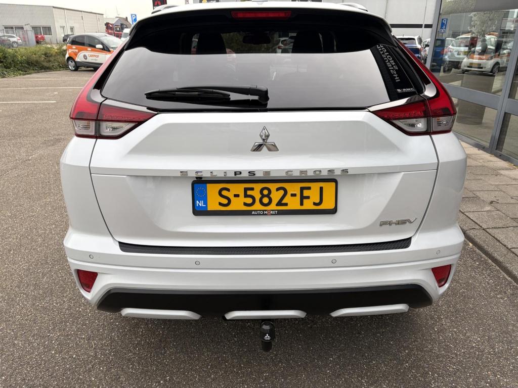 Mitsubishi Eclipse Cross 2.4 phev executive trekhaak|1500kg trekgewicht|5 j