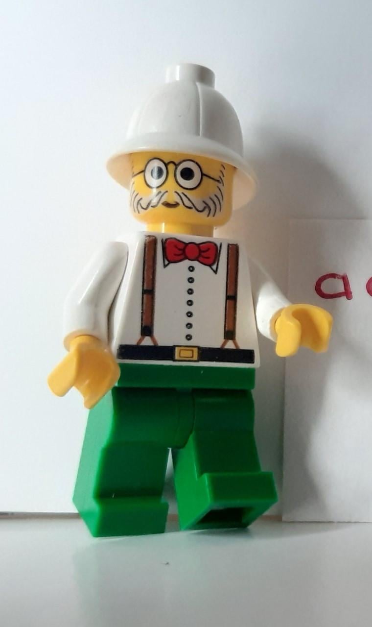 LEGO minifiguur: Dr. Charles Lightning met rugzak Of  kok, bakker, chef