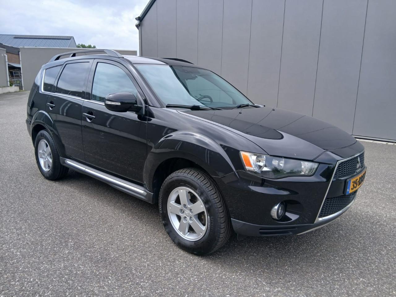 Mitsubishi Outlander 2.0 Intro Edition