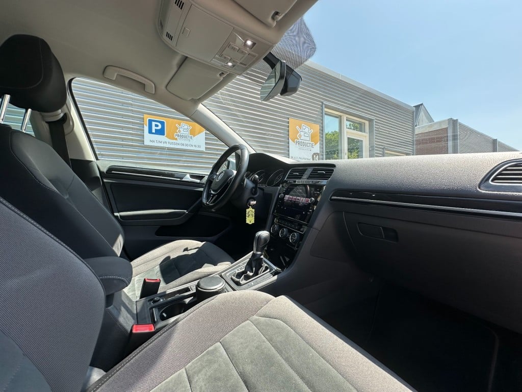 Volkswagen Golf 1.5 tsi highline business r dsg 18'' velgen led pdc