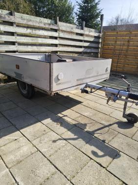 Te koop aanhanger.