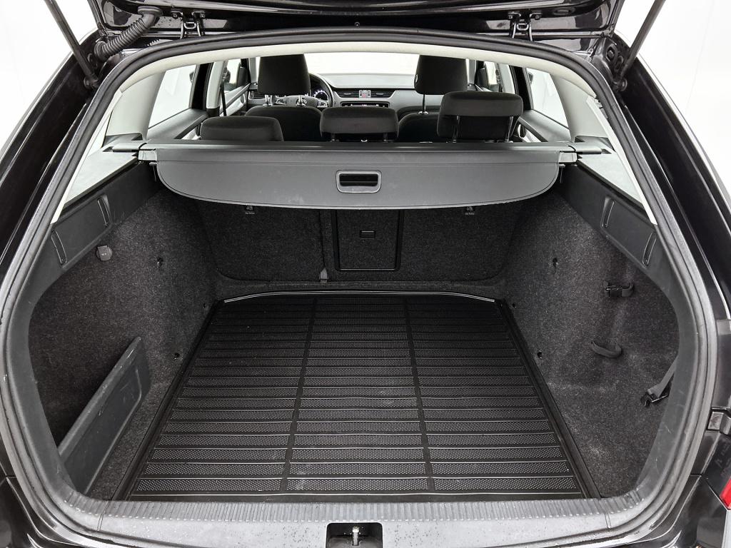 Skoda Octavia combi 1.0 tsi greentech business edition | navigatie | climat