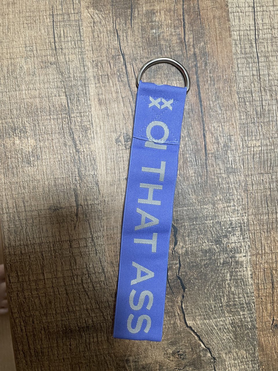 Nieuwe sleutelhanger in that ass