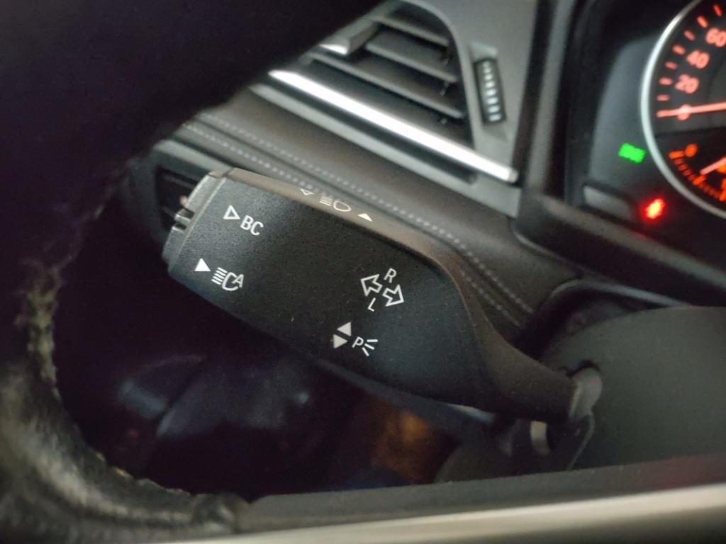 BMW 2-serie active tourer 220d executive | automaat | pano dak