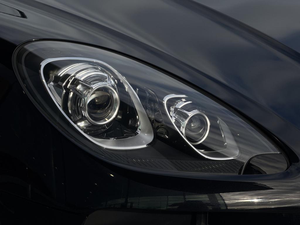Porsche Macan 3.6 turbo | pano | bose | memory | cruise | luchtvering | sto