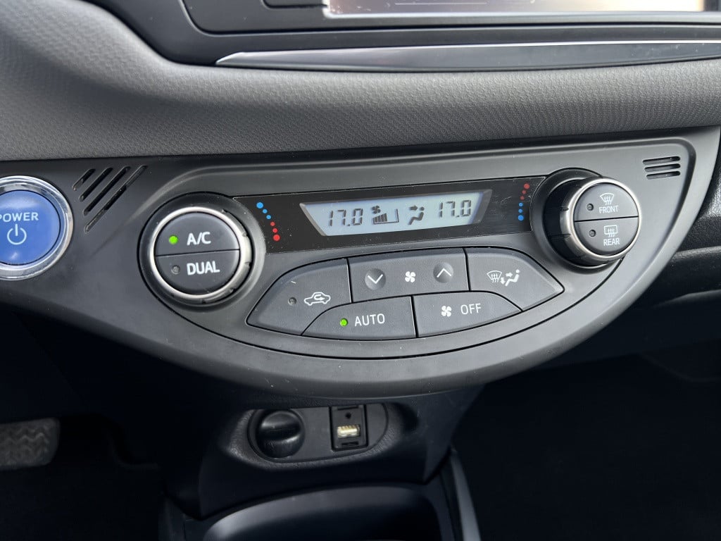 Toyota Yaris 1.5 hybrid lease