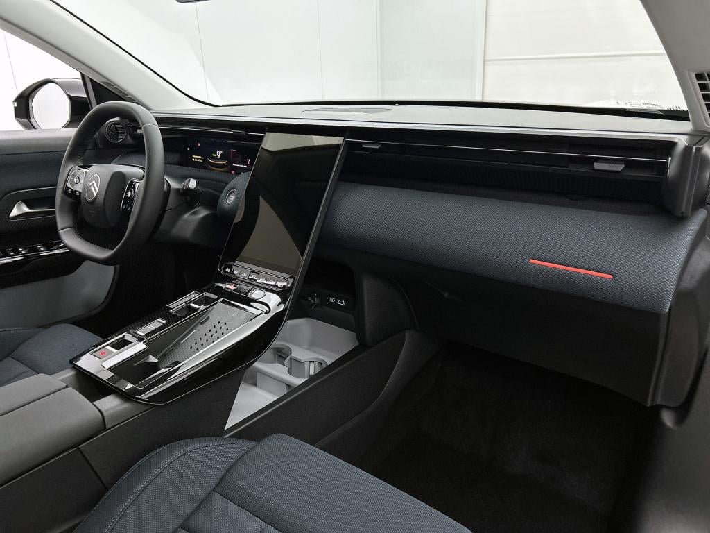 Citroen C5 Aircross plus comfort range 74 kwh | panoramadak | 19" lichtmeta