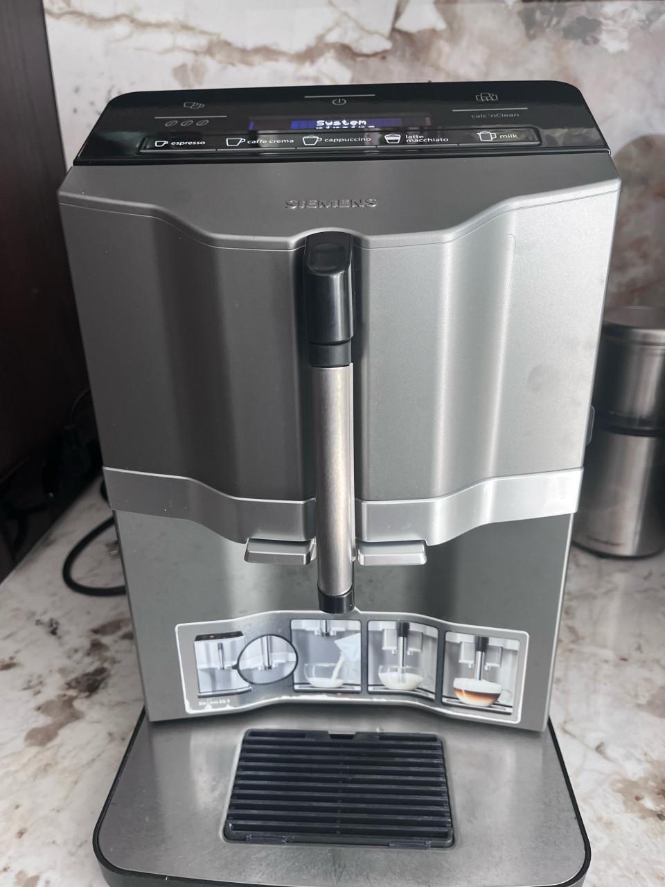 Siemens EQ.3 s300 volautomatische bonen koffiemachine