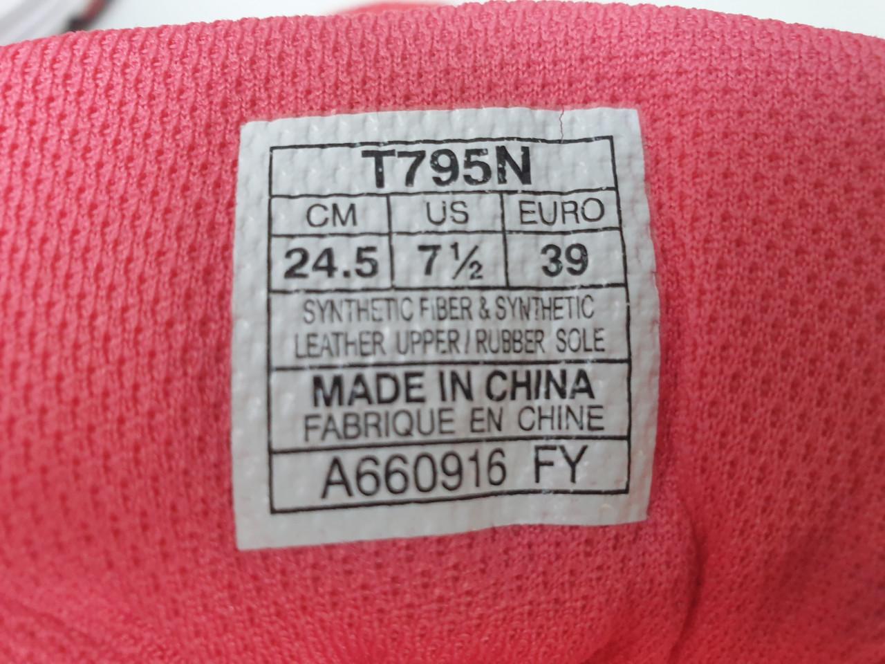 Asics sportschoenen mt 39 Als NIEUW !